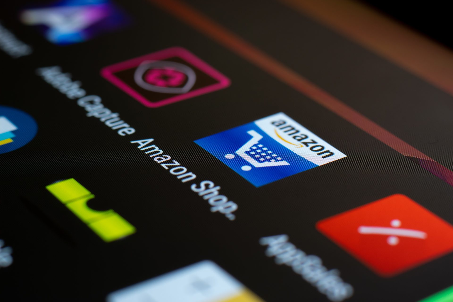 Amazon wchodzi do Polski – co to oznacza dla sprzedawców Sellasist?