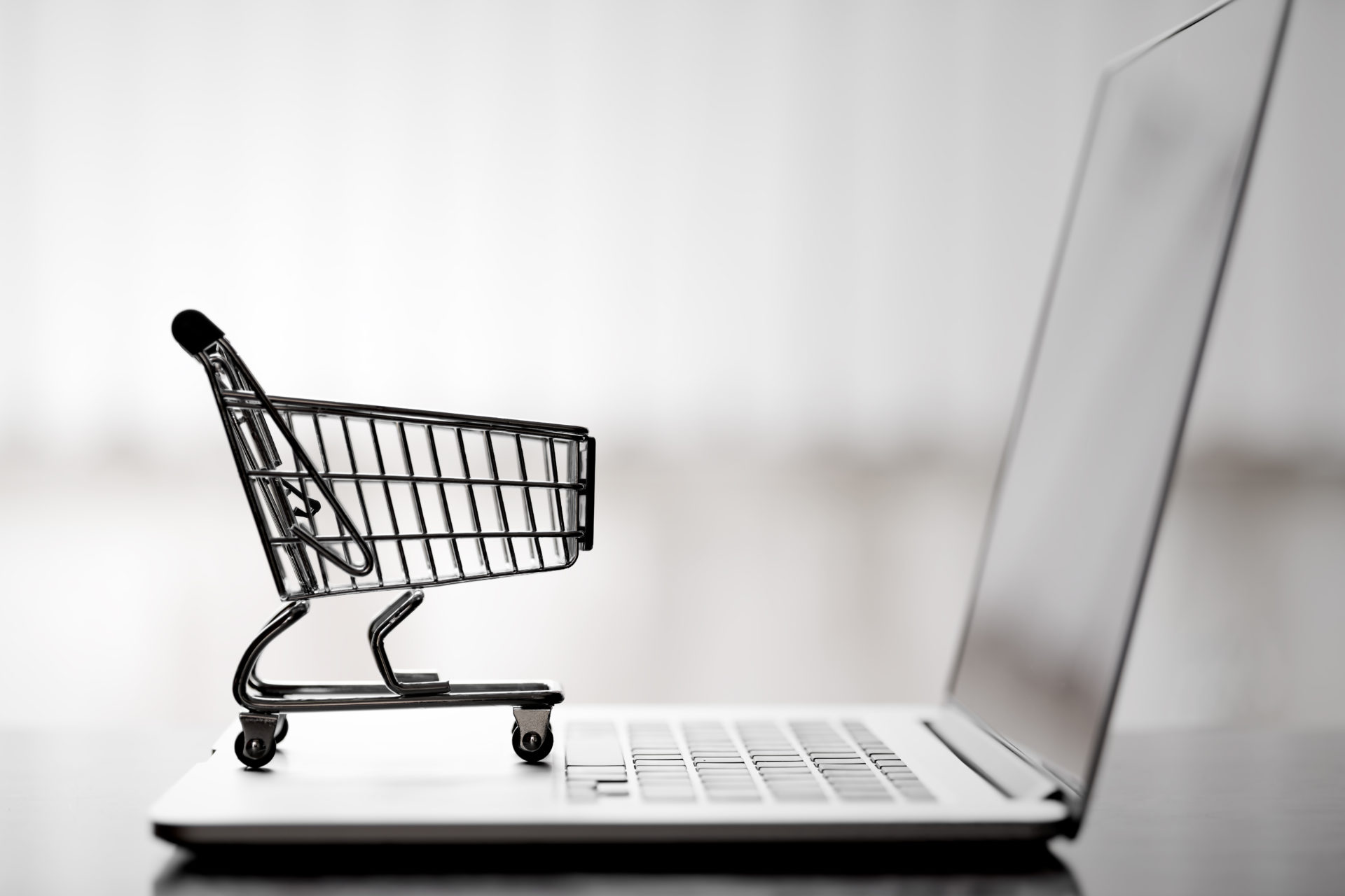 Zintegruj Sellasist ze sklepem internetowym Magento